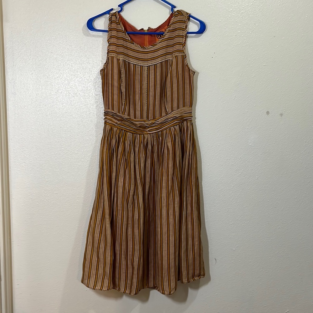 Tory Burch Hildegard Verso tan, gold, navy blue and white sleeveless dress. 6